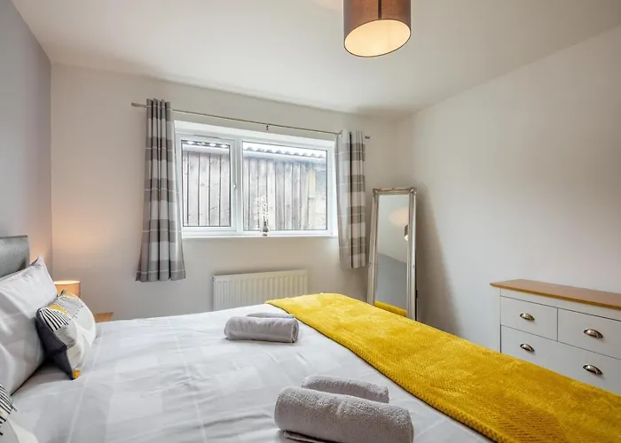 2 Bed In Oc-d32743 Pickering