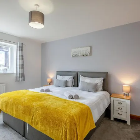 2 Bed In Oc-d32743 * Pickering
